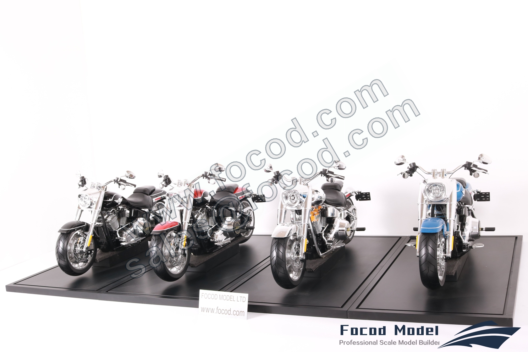 customized model of 2025款哈雷戴维森肥仔灰色幽灵摩托车